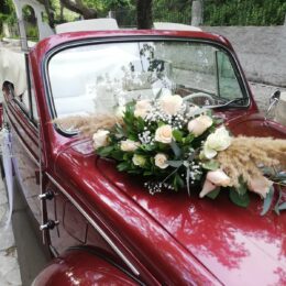Στολισμός για νυφικό αυτοκίνητο με boho διακόσμηση