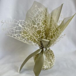 Μπομπονιέρα γάμου χρώμα ελιάς