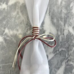 Μπομπονιέρα γάμου σε χρώμα σάπιο μήλο